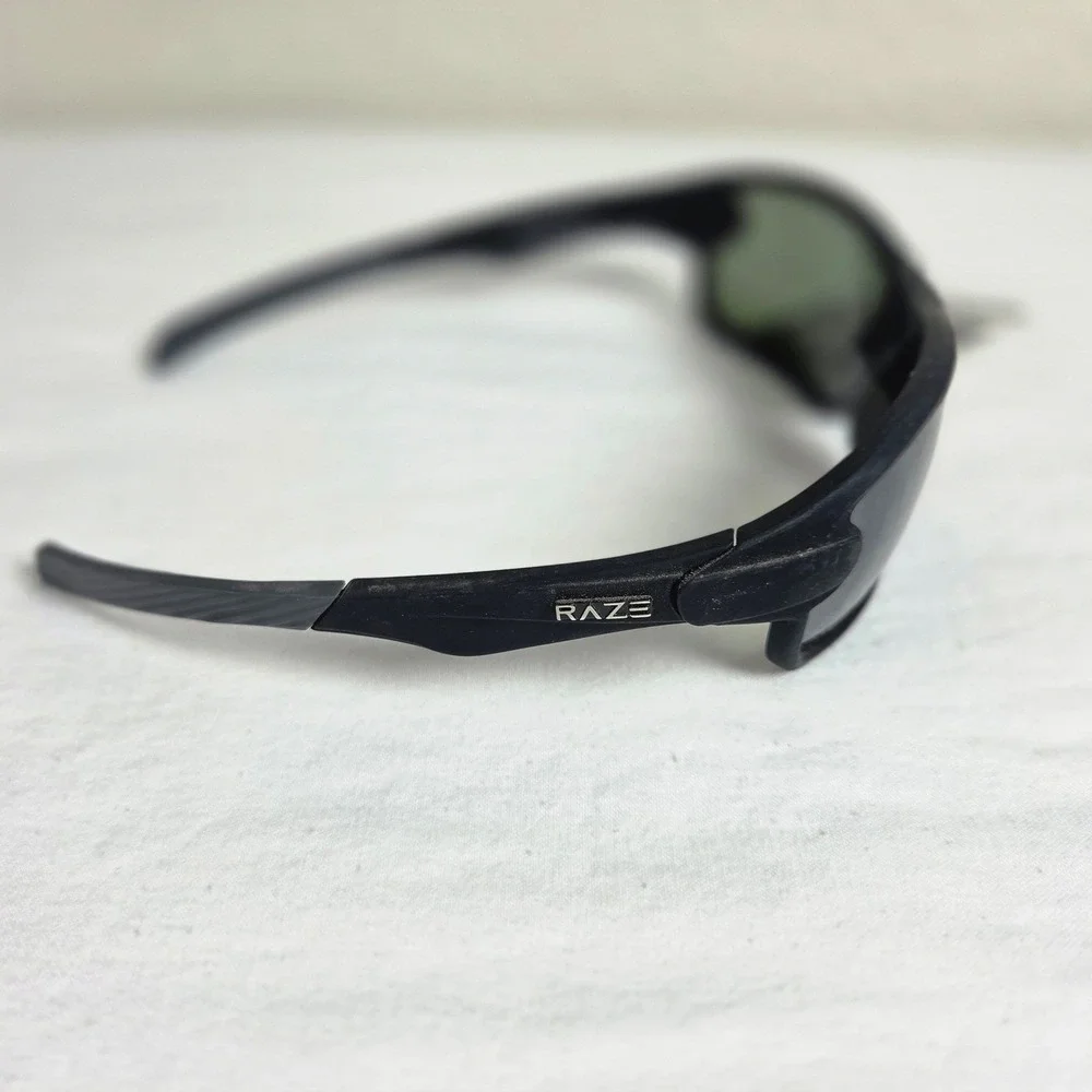 Raze Eyewear Polarized Sunglasses Matte Black Sport UV400 TAC Glare Reducing NEW